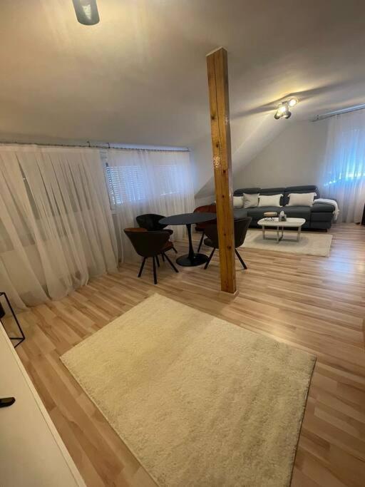 Ferienwohnung Marie Рюдесхайм ам Рейн Екстериор снимка